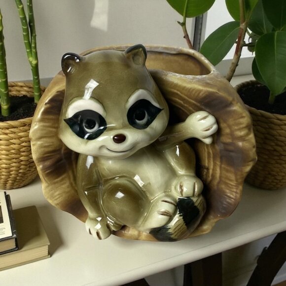 Relpo Raccoon in Log Planter #57834 Vintage Japan Ceramic Woodland Decor - Picture 1 of 9